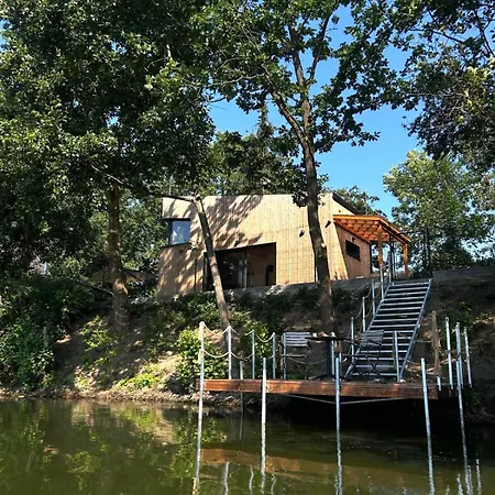 Holiday home Glamping Hynkov